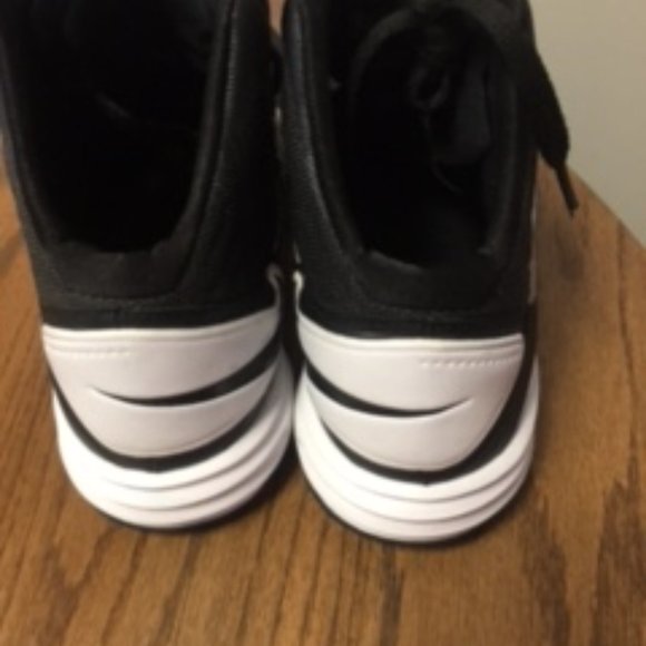 Nike Hyperdunk 2012 Size 7 - Picture 5 of 8